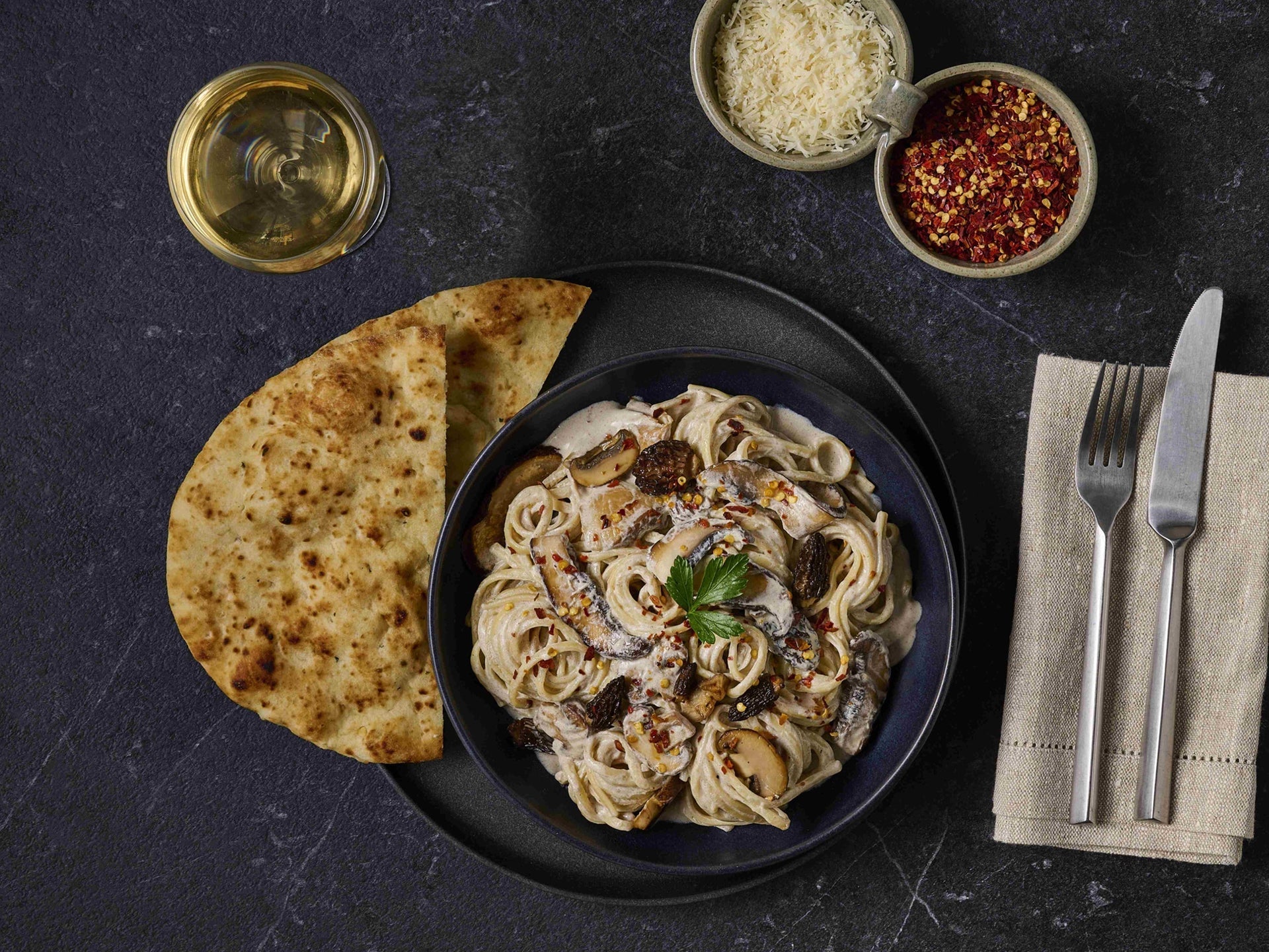 Garlic Naan With Pasta